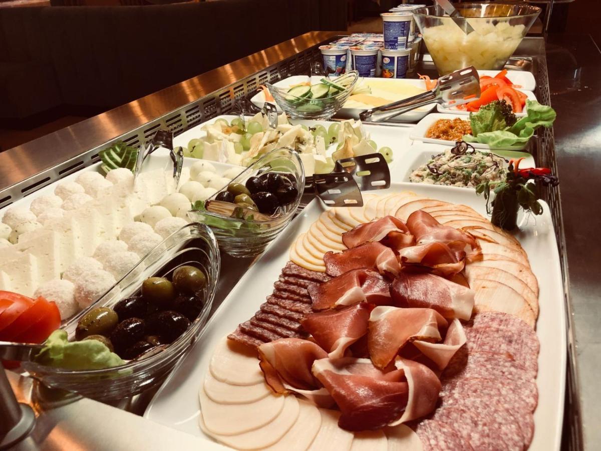 Premium Wellness Institute Otel Bükreş Oda fotoğraf